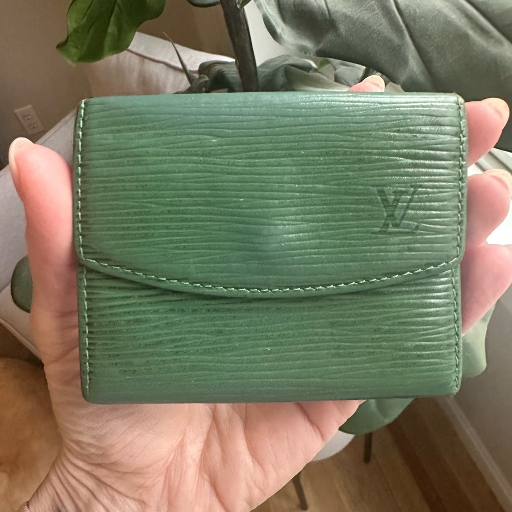 Louis Vuitton 💚 Green Epi Leather Compact Wallet / Coin